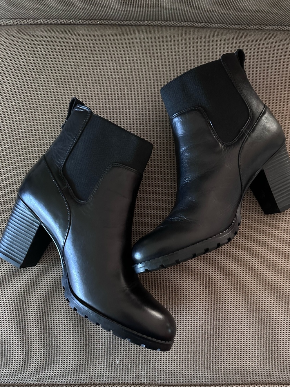Clarks Black Heeled Ankle Boots size 9.5